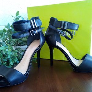 Gianni Bini Jaxie Black Ankle Strap Stiletto Heel Sandals 9M